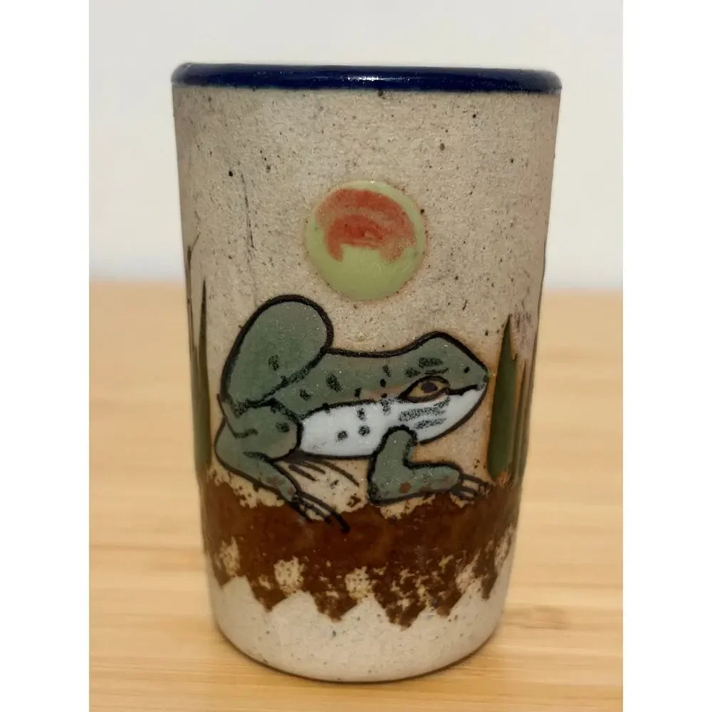 Vintage Mexico Pottery Frog Cup Hand Painted Cattails Folk Art 3”